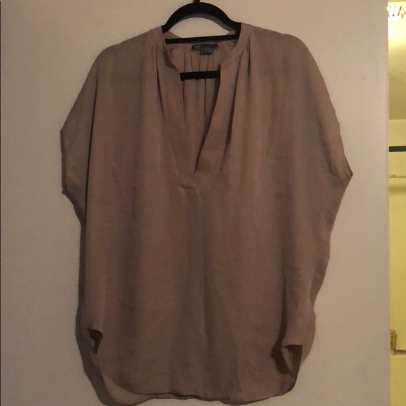 Vince Tops - 100% silk VINCE blouse